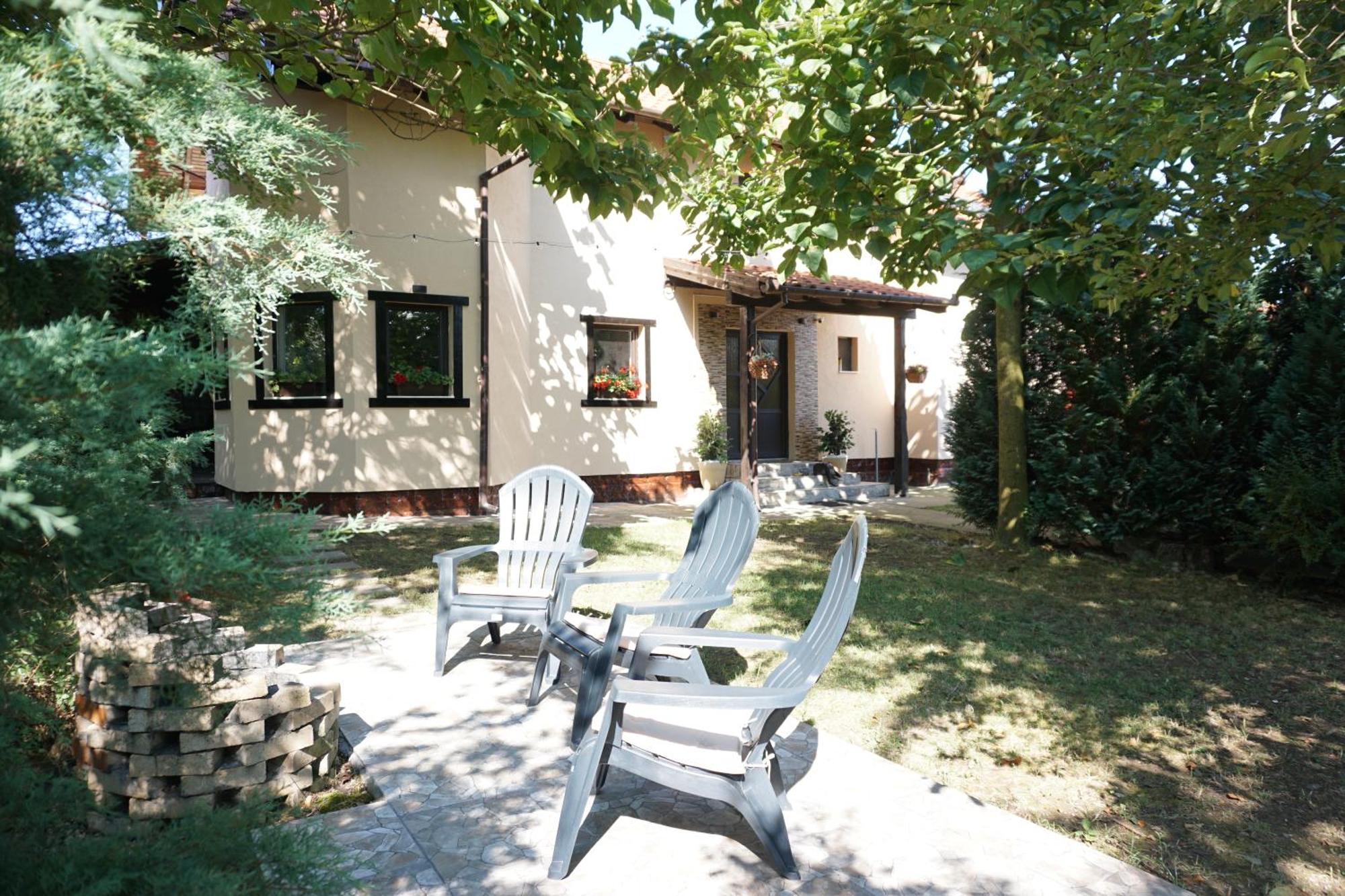 Villa Hanna'S Garden - Mintia Buitenkant foto